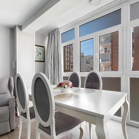 Apartment Piso Moderno Puerta Del Mar *
